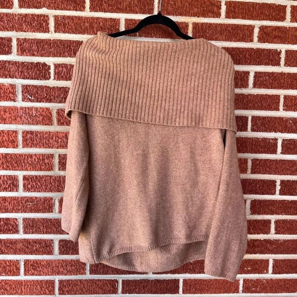 Old Navy Off Shoulder Beige Tan Sweater 3X